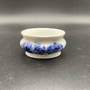 Vintage Hard to Find Royal Copenhagen Blue Flower Salt Cellar 10/1646